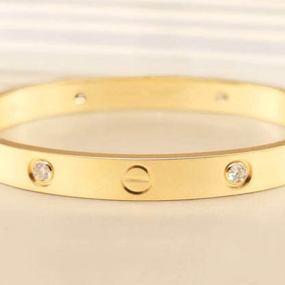 Bracelete Rígido Zion em Ouro 18k ou Prata com Zircônias
