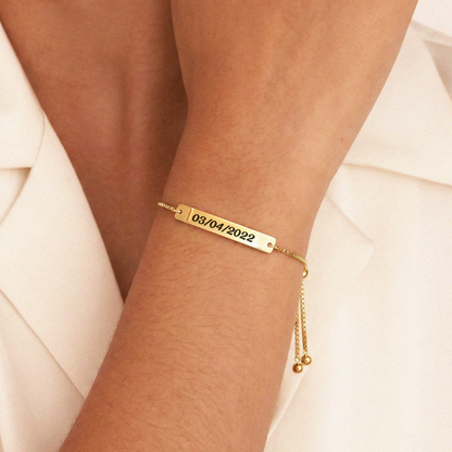 Pulseira Curva Personalizada com Nome ou Frase em Aço Inox Premium