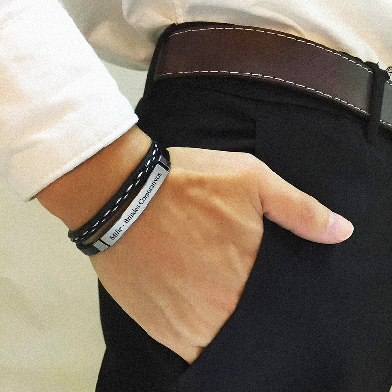 Pulseiras em couro